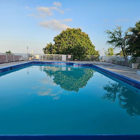 Montego Bay Club Apartments Εξωτερικό φωτογραφία