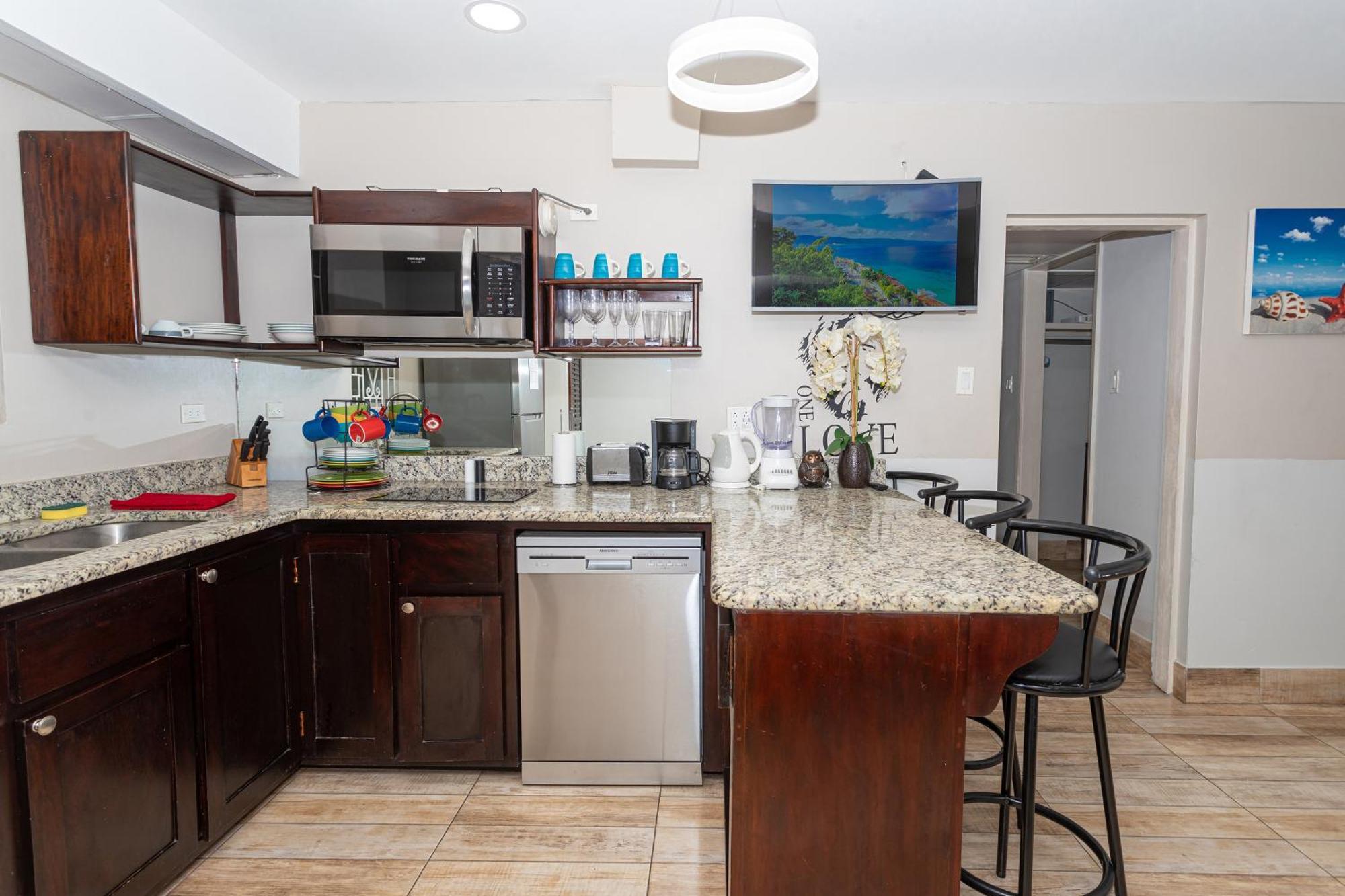 Montego Bay Club Apartments Εξωτερικό φωτογραφία