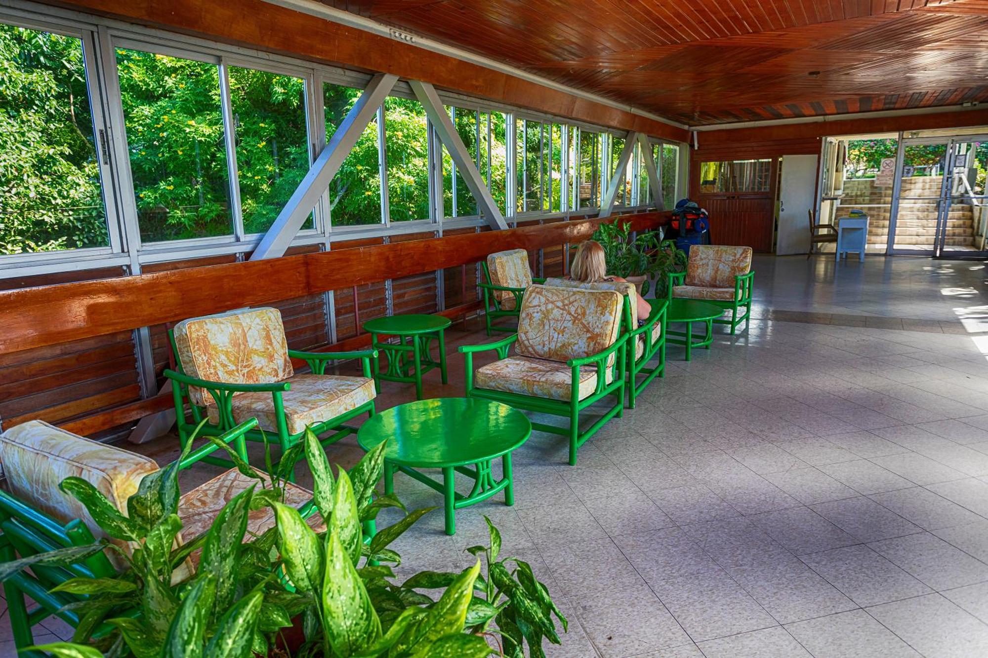Montego Bay Club Apartments Εξωτερικό φωτογραφία