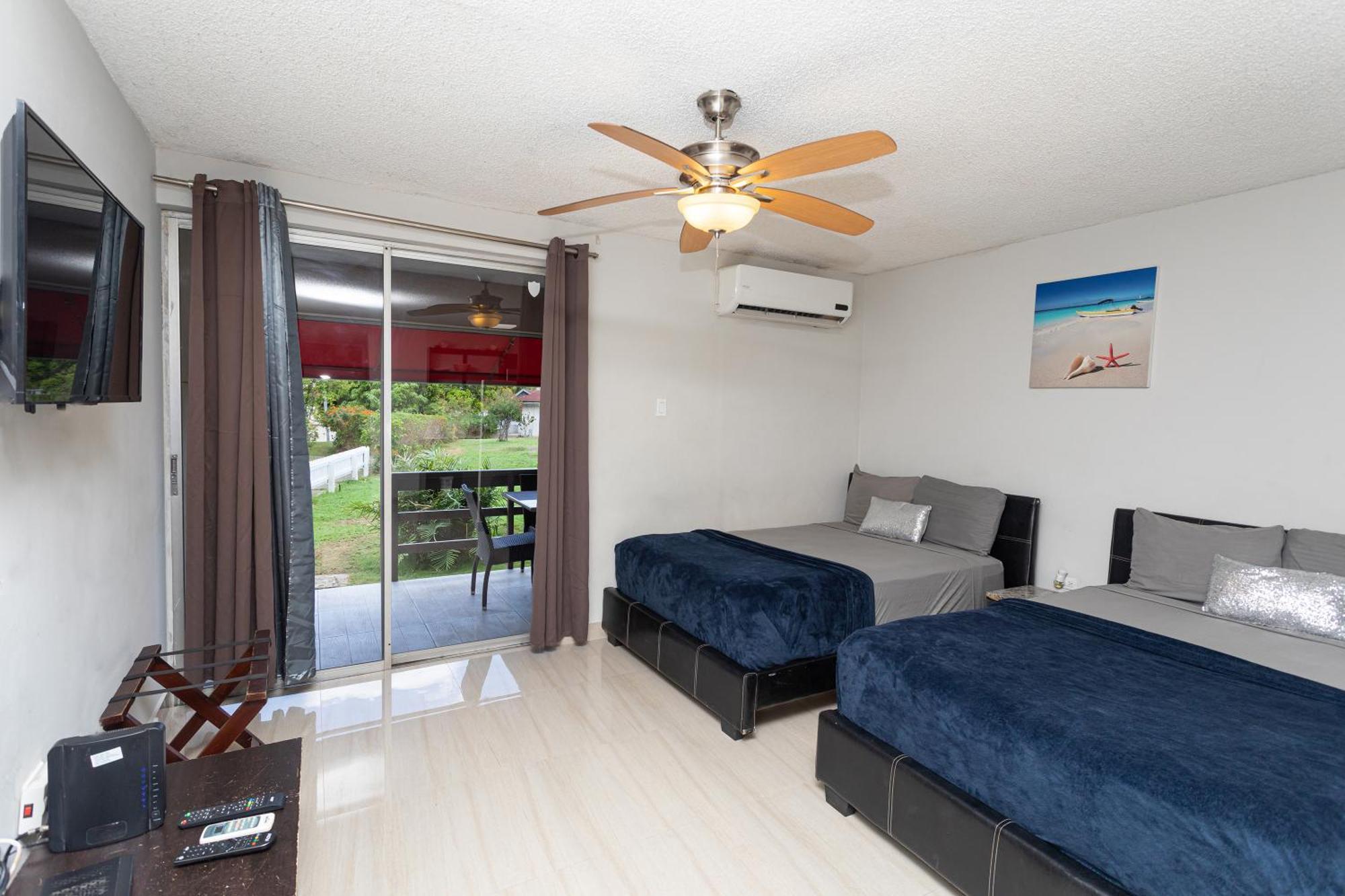 Montego Bay Club Apartments Εξωτερικό φωτογραφία