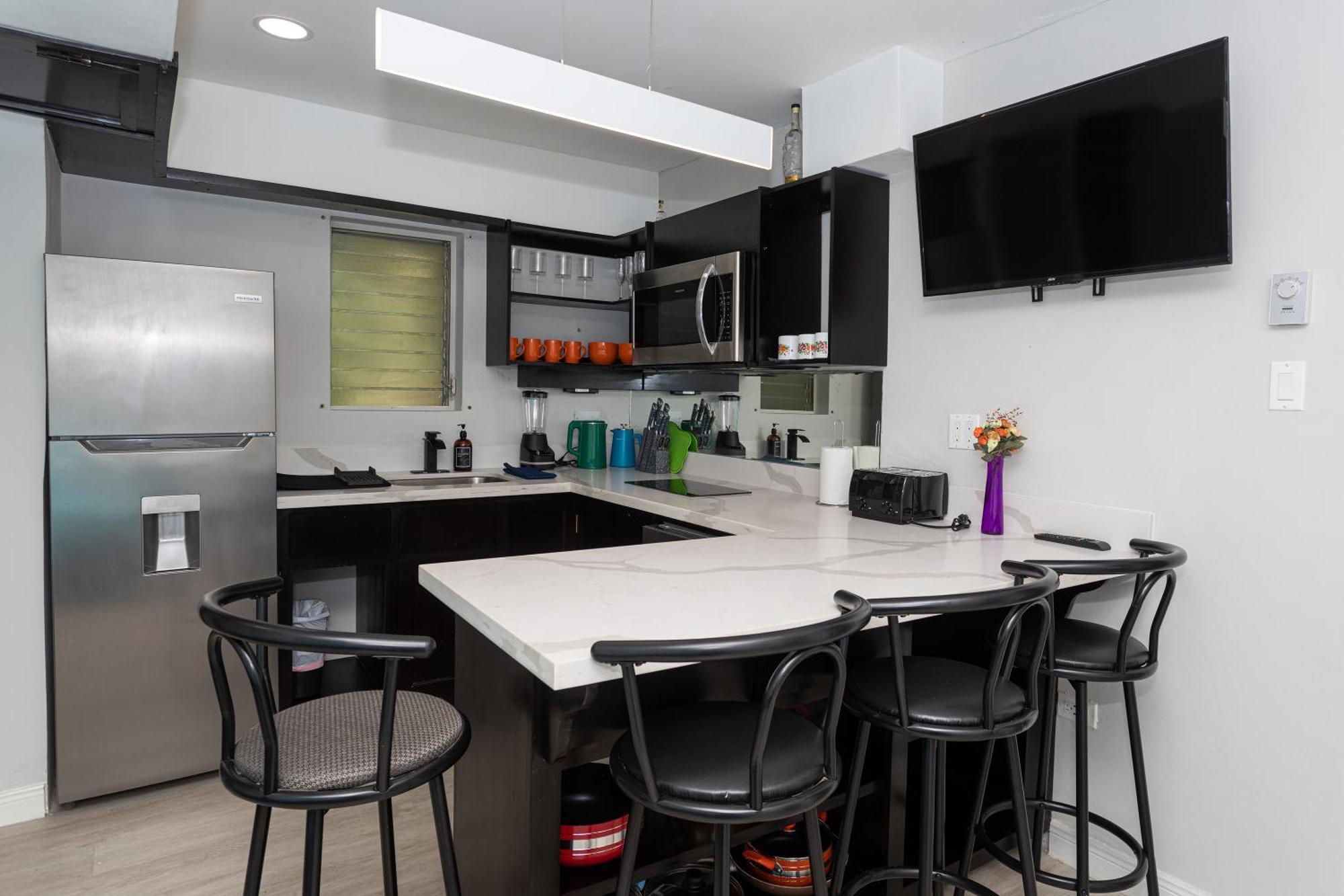 Montego Bay Club Apartments Εξωτερικό φωτογραφία